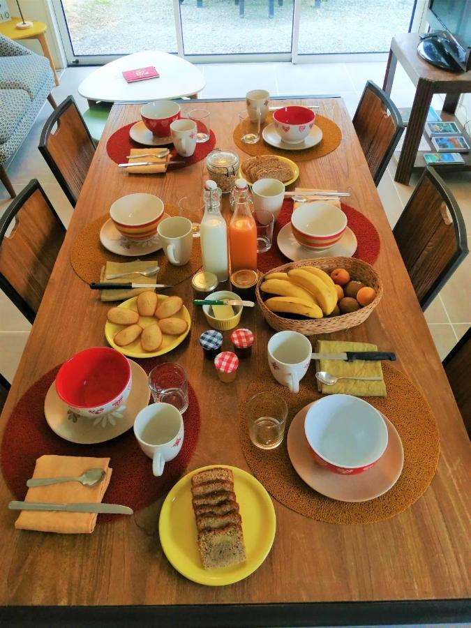 Bed and Breakfast Chez Clo & Tonio Saint-Helen Екстер'єр фото